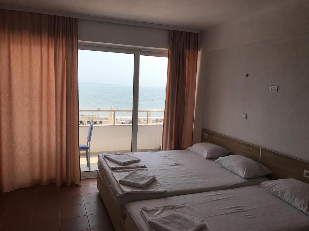 Hotel La Rosa Negra Ulcinj Buitenkant foto