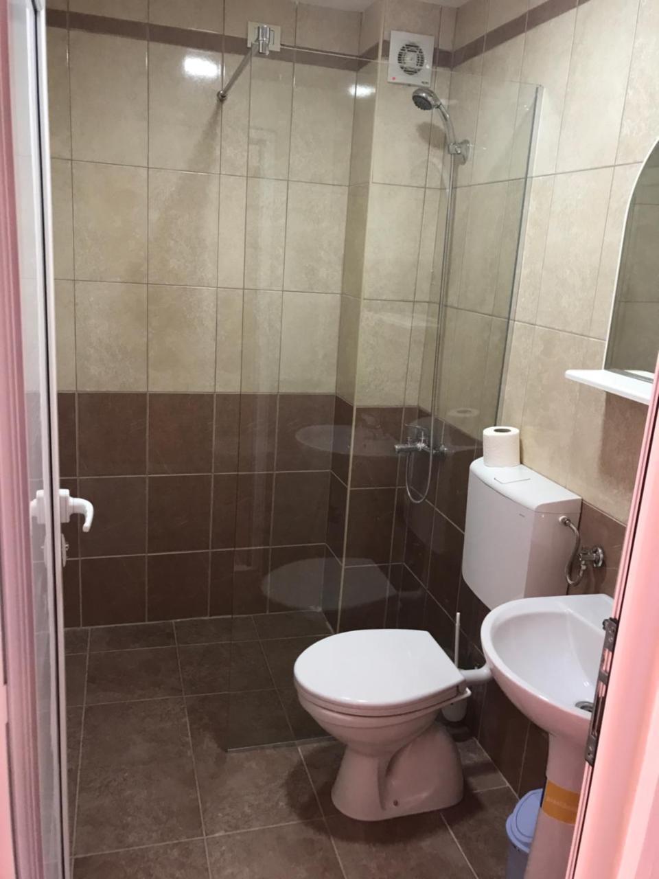Hotel La Rosa Negra Ulcinj Buitenkant foto